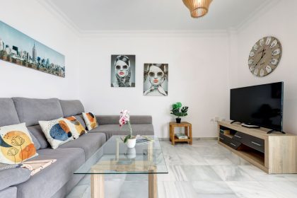 00c2df6a868db9c2b88a4bee29d83328 - 12