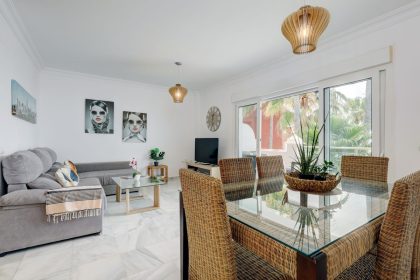 00c2df6a868db9c2b88a4bee29d83328 - 14