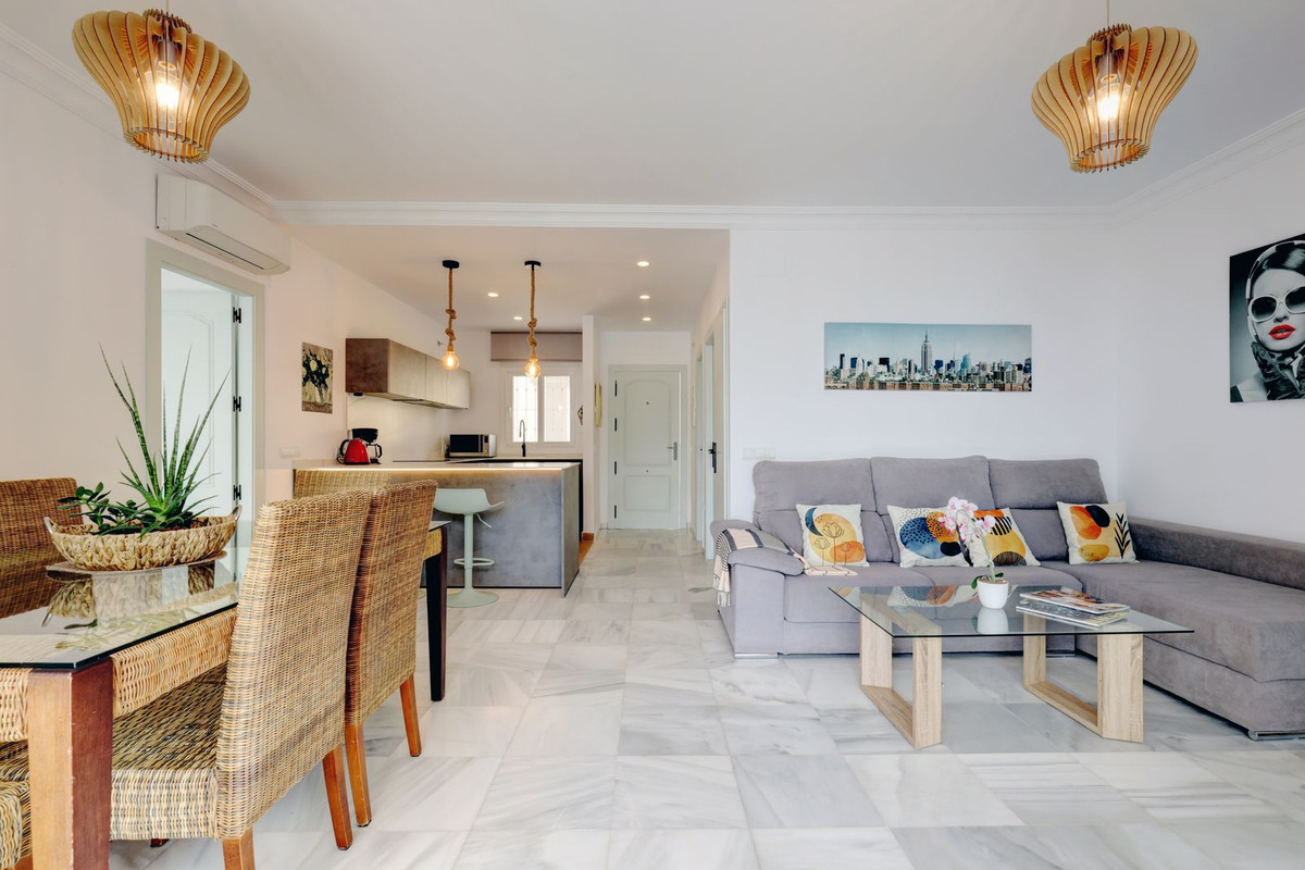 00c2df6a868db9c2b88a4bee29d83328 - 17