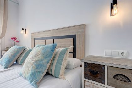 00c2df6a868db9c2b88a4bee29d83328 - 28