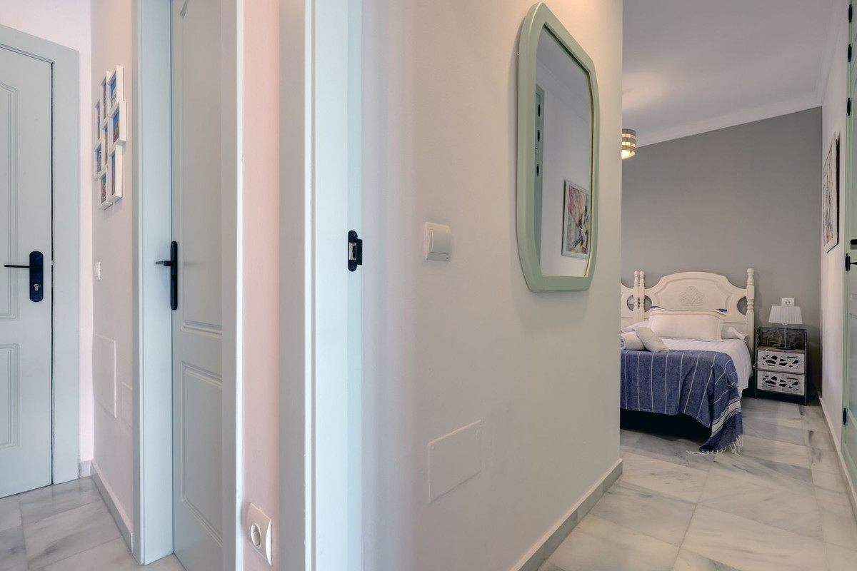 00c2df6a868db9c2b88a4bee29d83328 - 35