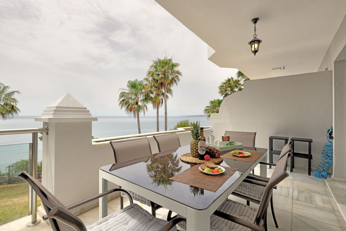 00c2df6a868db9c2b88a4bee29d83328 - 4