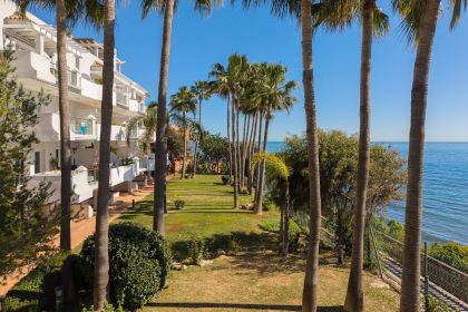 00c2df6a868db9c2b88a4bee29d83328 - 42