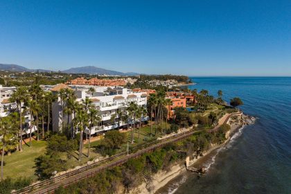 00c2df6a868db9c2b88a4bee29d83328 - 45