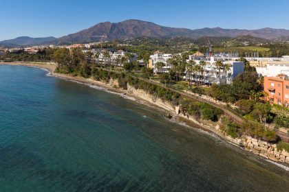 00c2df6a868db9c2b88a4bee29d83328 - 48