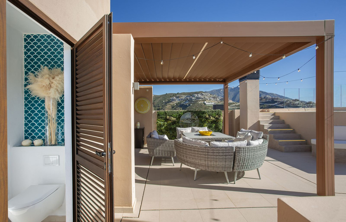 00dc26c3ab0e7b4160b06972fb3c26fa - 10