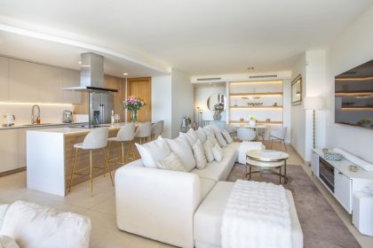 00dc26c3ab0e7b4160b06972fb3c26fa - 13