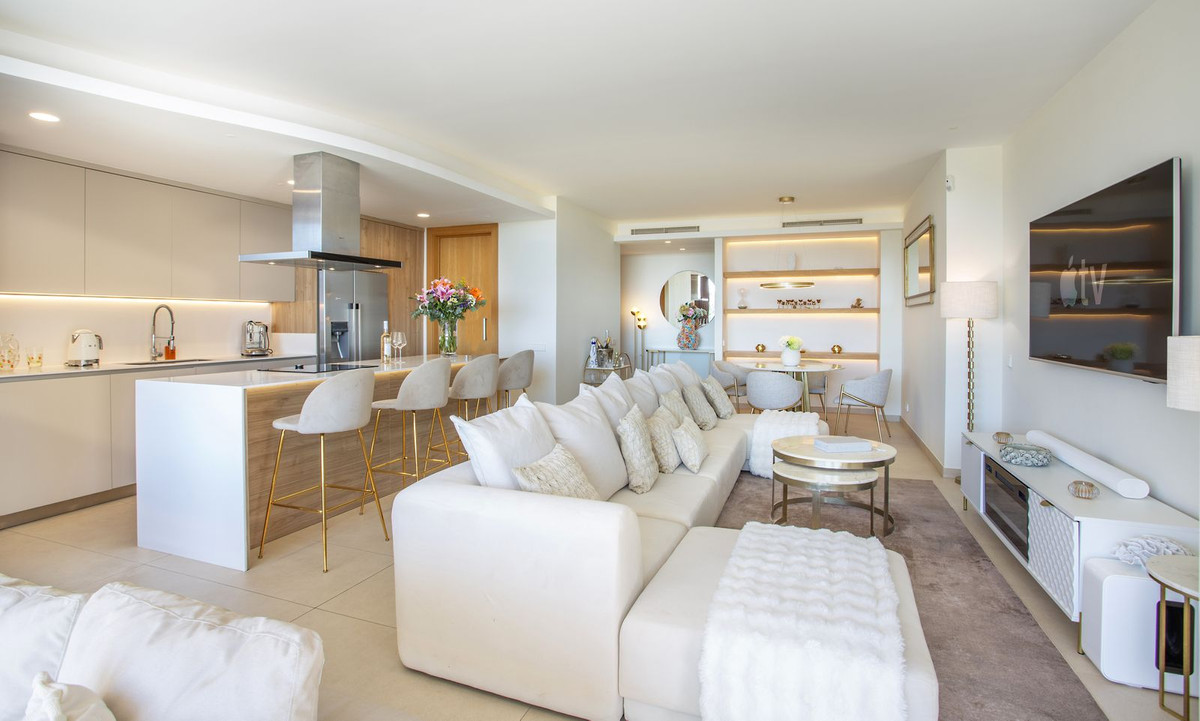 00dc26c3ab0e7b4160b06972fb3c26fa - 14