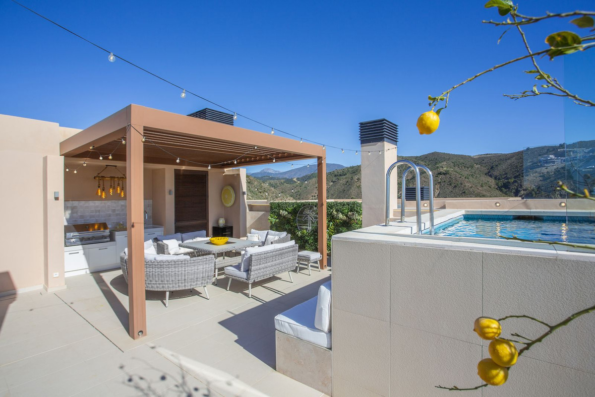 00dc26c3ab0e7b4160b06972fb3c26fa - 8