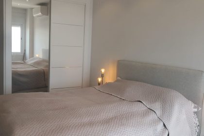 01479942838579a33790fae1a3b8b9f4 - 12