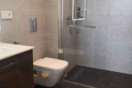 01479942838579a33790fae1a3b8b9f4 - 22