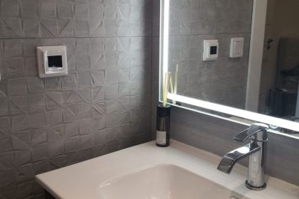 01479942838579a33790fae1a3b8b9f4 - 24