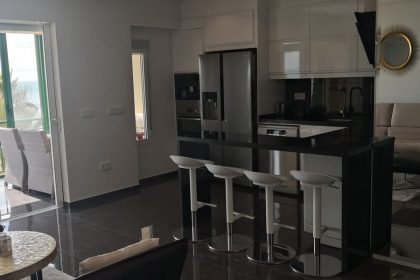 01479942838579a33790fae1a3b8b9f4 - 7