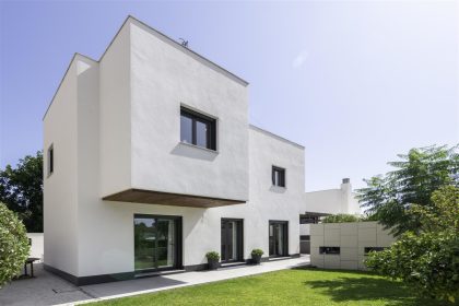 01763a0615635dd8ddc6e825dc345362 - 1