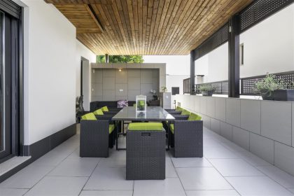 01763a0615635dd8ddc6e825dc345362 - 9