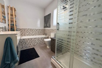 01bbb13d46e8185a0b2ba24464ab5ee1 - 12