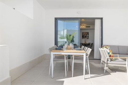 02370c46019bc9a746356a28d1355d7b - 10