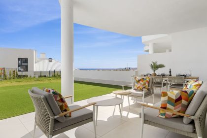 02370c46019bc9a746356a28d1355d7b - 11