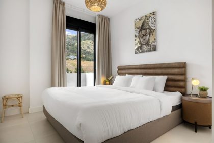 02370c46019bc9a746356a28d1355d7b - 14