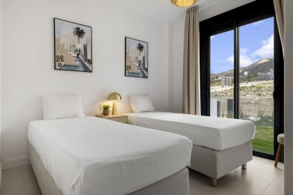 02370c46019bc9a746356a28d1355d7b - 17