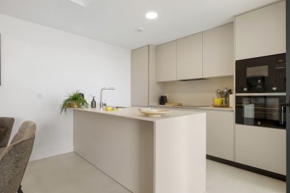 02370c46019bc9a746356a28d1355d7b - 5