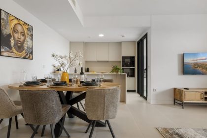 02370c46019bc9a746356a28d1355d7b - 8