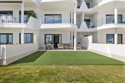 02370c46019bc9a746356a28d1355d7b - 9