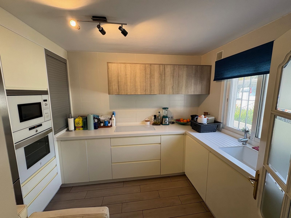 0301727dbd628939c70368cd6c6a41d3 - 5