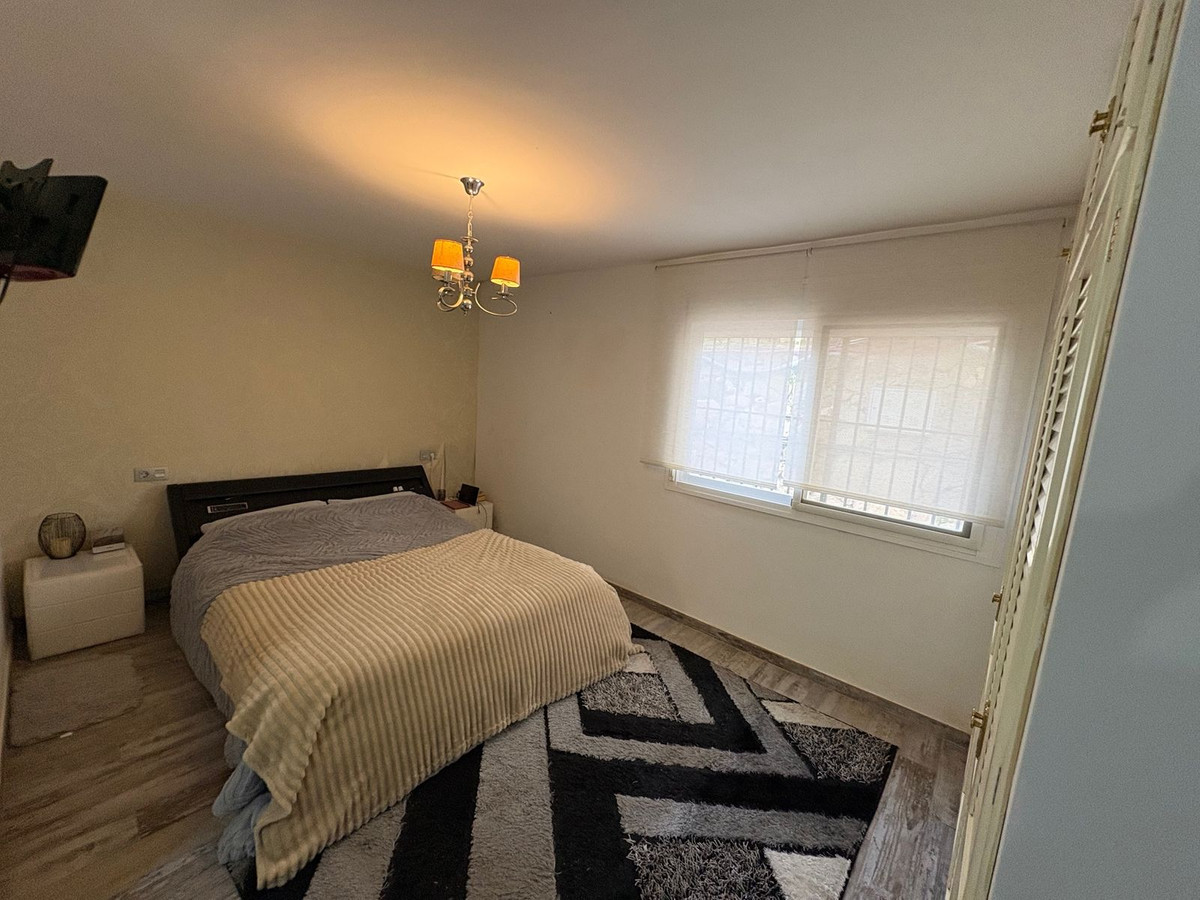 0301727dbd628939c70368cd6c6a41d3 - 8