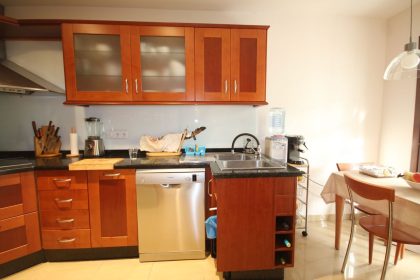 032aaf05a66e09bf50ac6edee2fb072d - 12