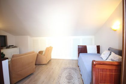 032aaf05a66e09bf50ac6edee2fb072d - 20