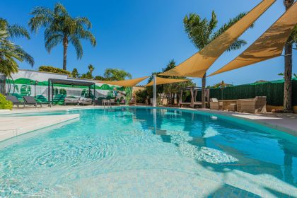 03d9e1ec1b88b3d5111a3820e07ccb73 - 12