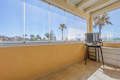 03d9e1ec1b88b3d5111a3820e07ccb73 - 23