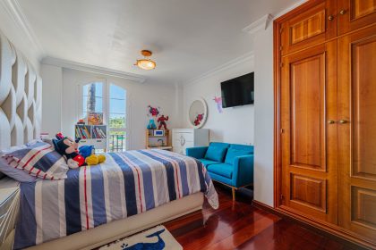 03d9e1ec1b88b3d5111a3820e07ccb73 - 31