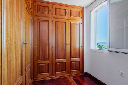 03d9e1ec1b88b3d5111a3820e07ccb73 - 32