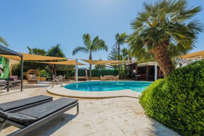 03d9e1ec1b88b3d5111a3820e07ccb73 - 48