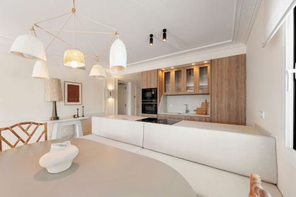 03db07ee1645e1f81e8c973898ee7b46 - 10