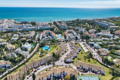 03db07ee1645e1f81e8c973898ee7b46 - 29