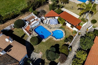 03f7847f7570062bd42847840e4cb6e2 - 51