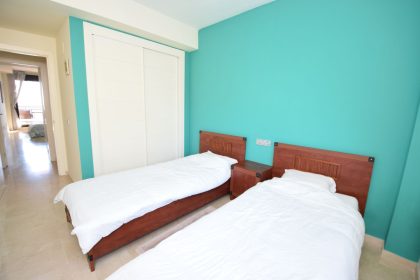 04b0e4bc4f7d21005d58162af8b0a05e - 20