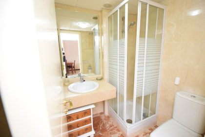 04b0e4bc4f7d21005d58162af8b0a05e - 21