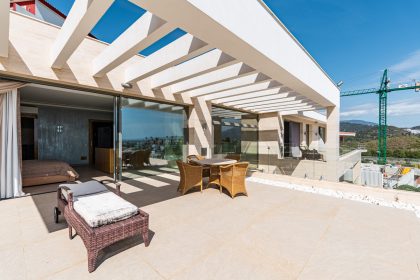 04c3862829185604539ff0b5877d5f34 - 18