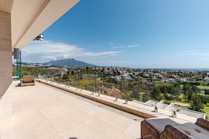 04c3862829185604539ff0b5877d5f34 - 19