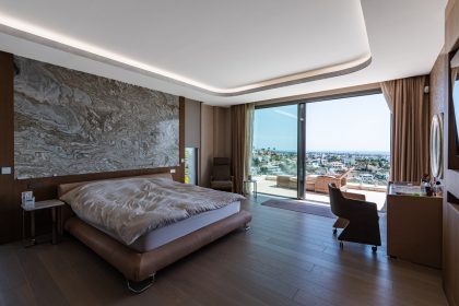 04c3862829185604539ff0b5877d5f34 - 25