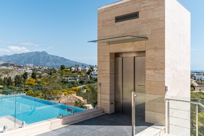 04c3862829185604539ff0b5877d5f34 - 31