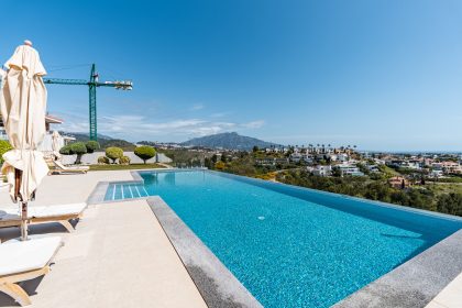 04c3862829185604539ff0b5877d5f34 - 33