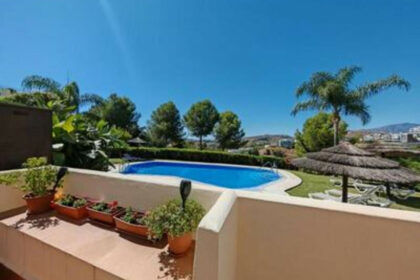 055d8ee3b227c9a4f5de81b9c9960423 - 7