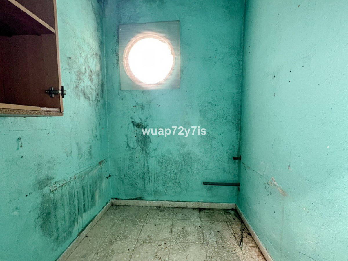 065140a33ab98117e2276be45605f37e - 15