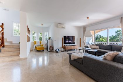 068d2b9c57e2a3fc578ad2461d9fb9a6 - 28