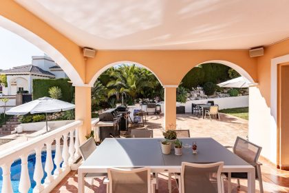 068d2b9c57e2a3fc578ad2461d9fb9a6 - 36